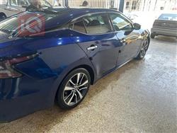 نيسان ماكسيما